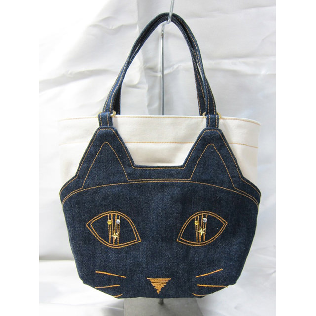 カジュアルな猫のトートバッグ